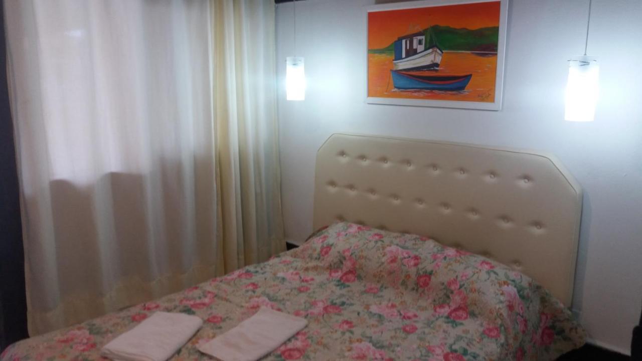 Quarto Duplo Básico